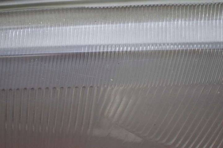 фото №10, Фара левый лампа перед eu 0301036205 mercedes c-klasa w201 рестайлинг 88-93