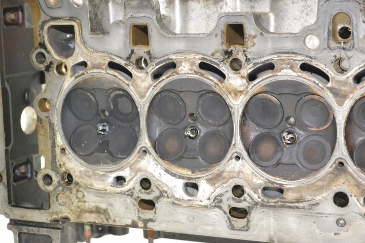 фото №10, Bmw e60 e90 n53b30a n53 b30 головка двигателя комплектная 7560164