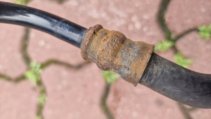 фото №8, Шланг підсилювача audi q7 vw touareg 7l 7l8422831a 4.2 fsi