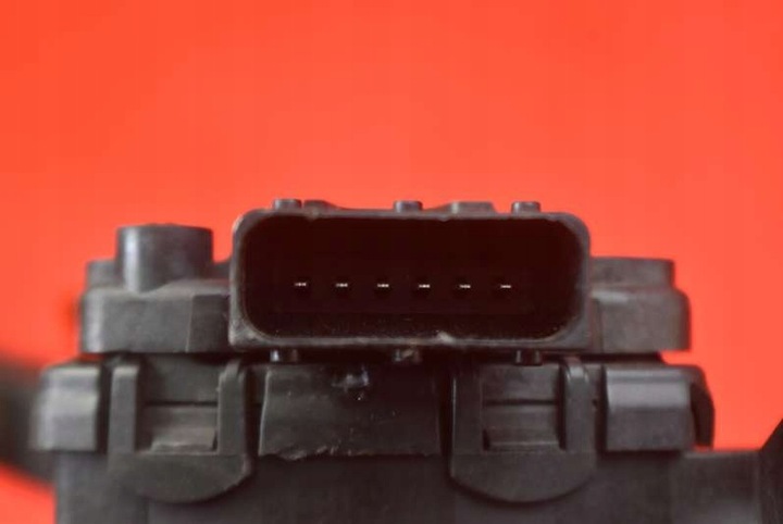 фото №8, Потенціометр педаль газу eu 9186724ce saab 9-3 93 2 ii 1.9 tid 120 km 02-07