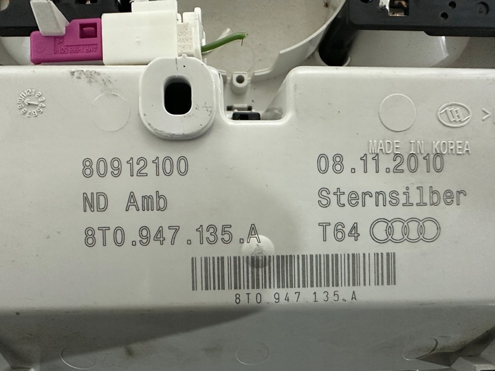фото №13, Audi a4 b8 лампа потолок 8t0947135a