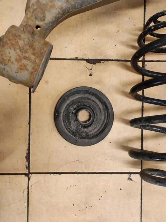 фото №10, Вісь панель підвішування важіль лівий зад jumpy expert iii 3