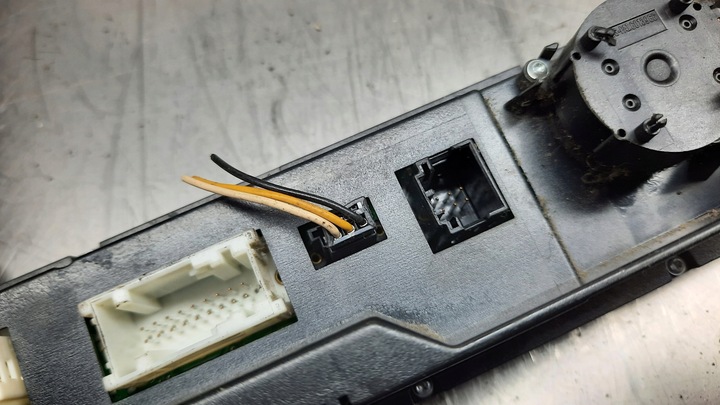 фото №6, Панель кондиционера 4126707 bmw e46 1.8b 03r