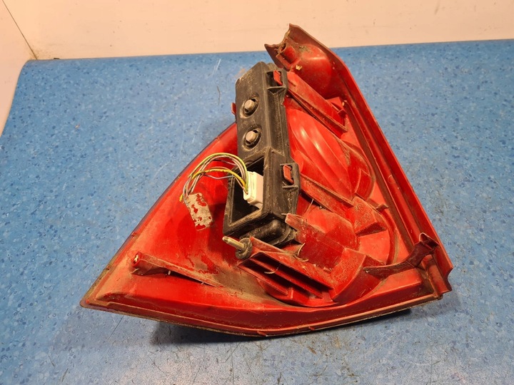 фото №8, Peugeot 307 лампа зад права зовнішня