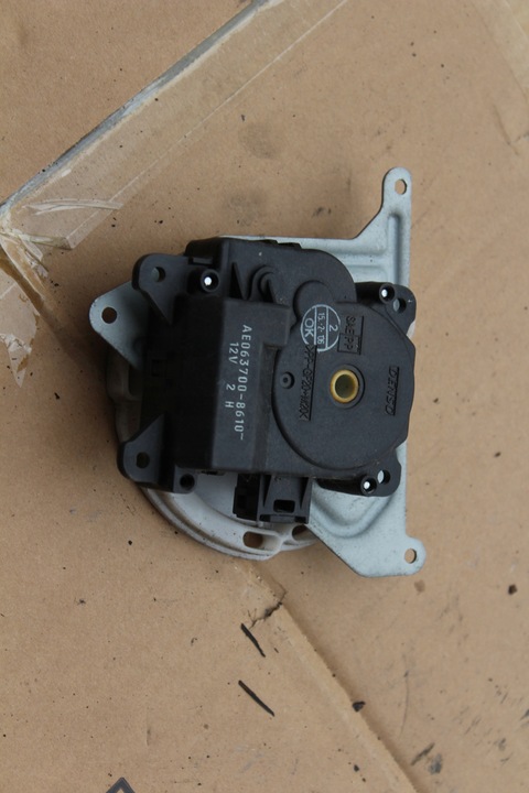 фото №8, Avensis t25 двигунчик нагрівача європа 063700-8610 63700-8610