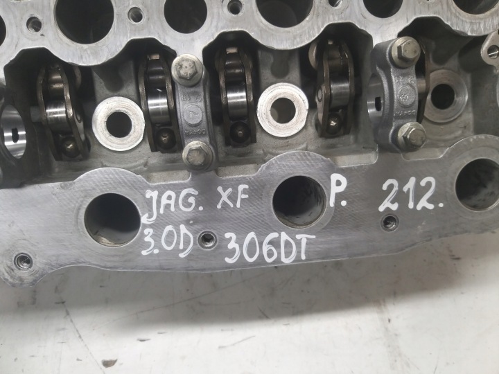 фото №16, Головка двигателя правая 3.0 d 306dt jaguar xf i x250 xj x351 9x2q-6090-ca