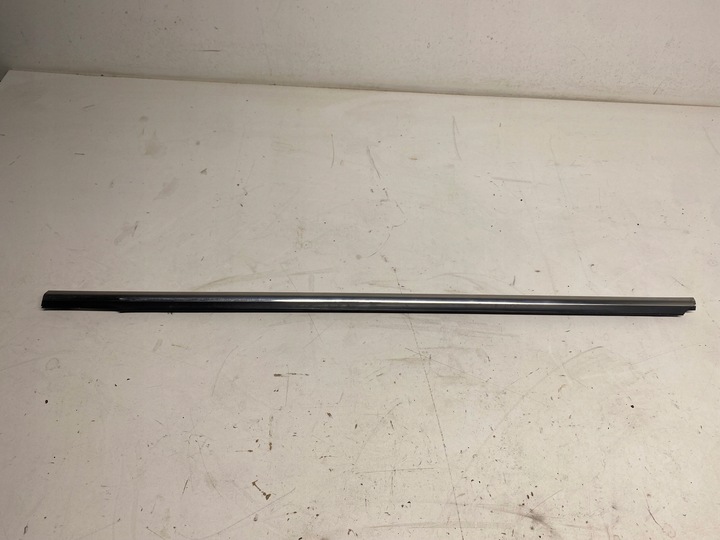 фото №2, Планка ущільнювач скла двері лівий зад sportage iii 10-