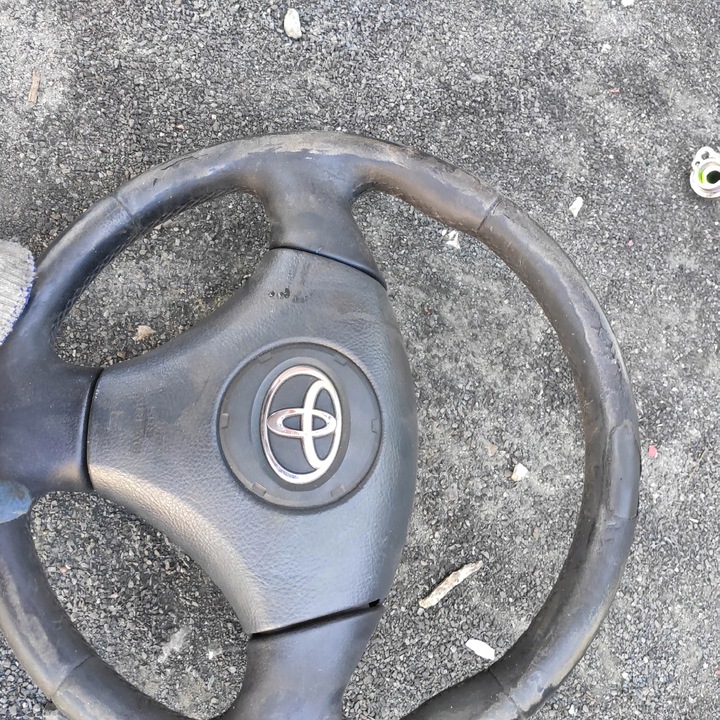 фото №8, Руль toyota corolla