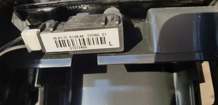 фото №11, Бардачок тунелю тримач na чашки led підсклянник volvo xc90 ii оригінальний номер eu