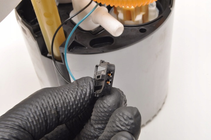 фото №7, Volvo s60 iii v60 ii s90 v90 2.0 t5 насос топлива 31355907