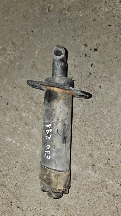 фото №1, Отбойник левый передней бампера bmw e30