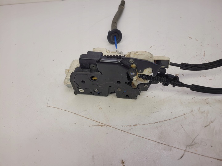 фото №8, Замок двері праві зад audi a8 d4 4h0839016d доводчик