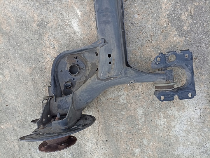 фото №10, Mercedes w177 a-klasa ось балка подвешивание задние зад поворотный кулак