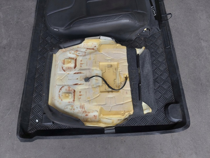 фото №5, Оббивка сидіння права сидіння спинка килимок з підігрівом ford kuga ii mk2