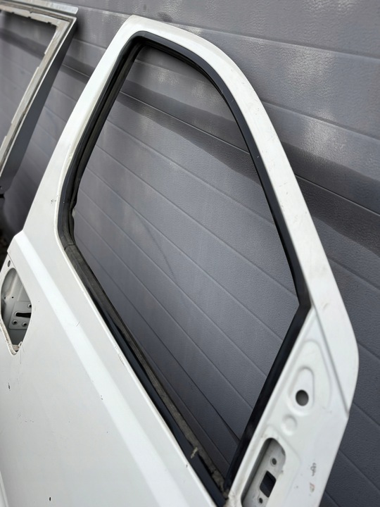 фото №8, Дверь правые передние перед hyundai h1 h 1 h-1 ii 07-