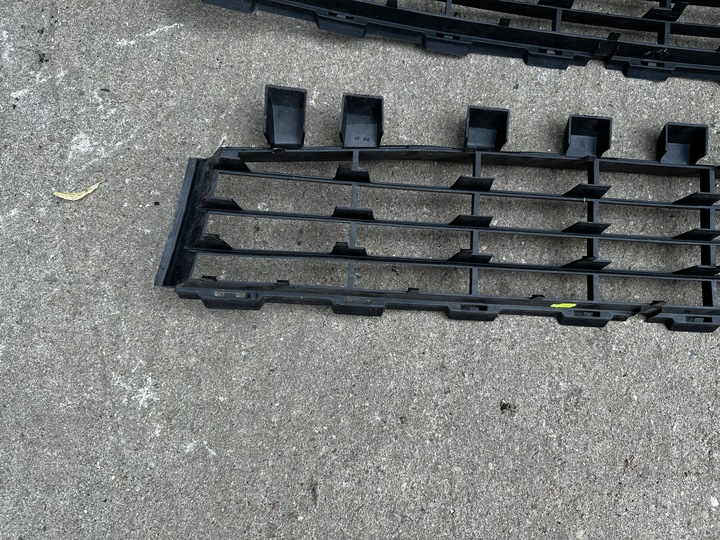 фото №13, Решётка бампера перед renault megane ii рестайлинг