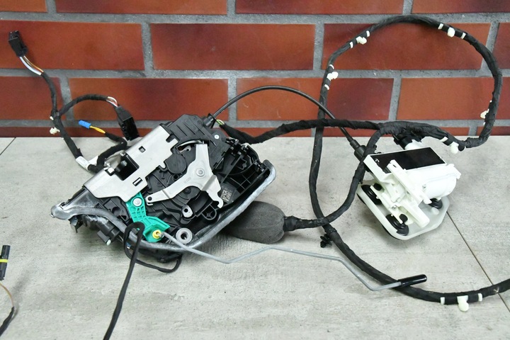 фото №5, Замок дверь правые зад доводчик soft close установка bmw x7 g07 240km