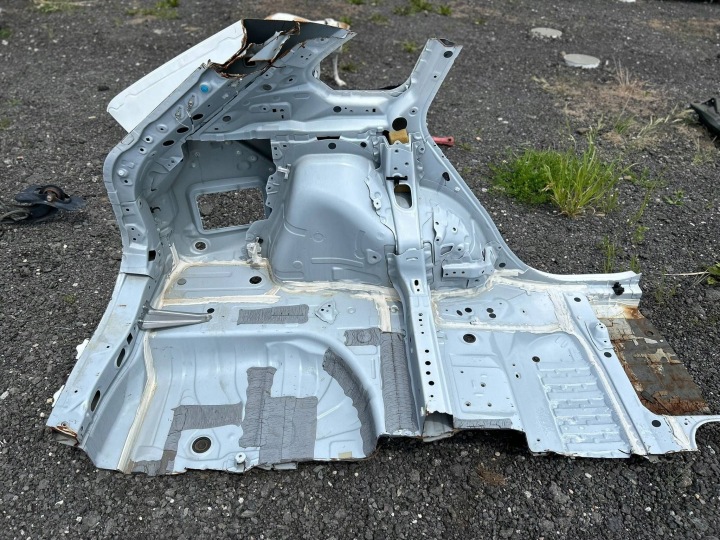 фото №6, Rav4 v четверть порог крыло заднее задняя левое левое зад 040
