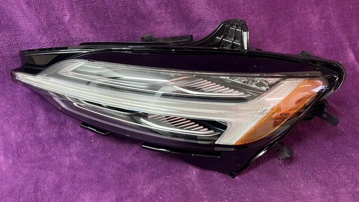 фото №1, Лампа volvo s60 v60 полный led usa левая mid америка