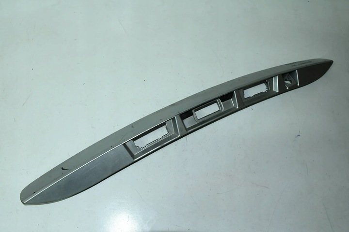 фото №1, Накладка задньої кришки 848100006r scenic iii pod камера