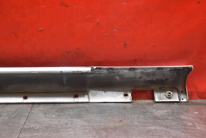 фото №6, Накладка пороговая правая c775 a2096900240 mercedes clk c209 купе 02-05