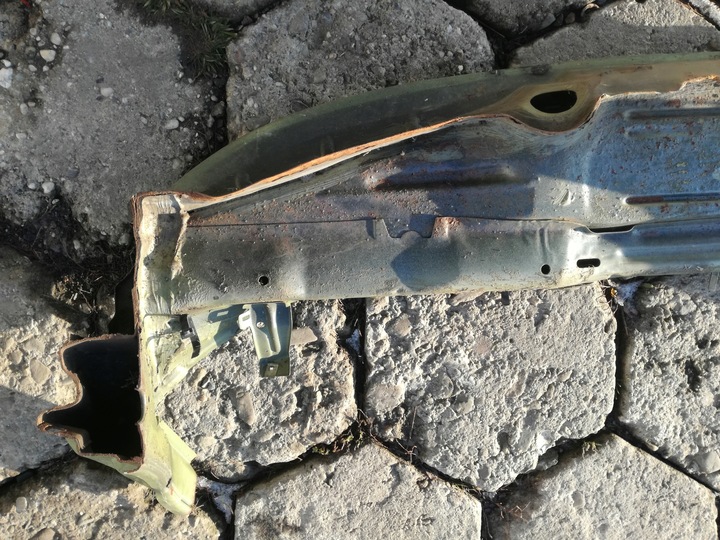 фото №8, Панель під лобовим склом mercedes w123 sedan універсал 1236270003
