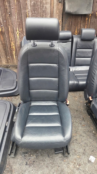 фото №7, Сидіння диван оббивка обшивки audi a4 b6 b7 sedan темно-синя шкіра maritim