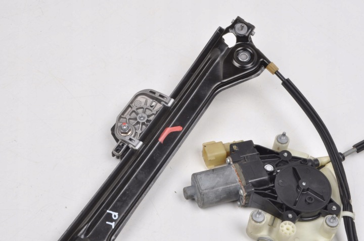фото №8, Maserati quattroporte vi стеклоподъемник правый зад 670009817