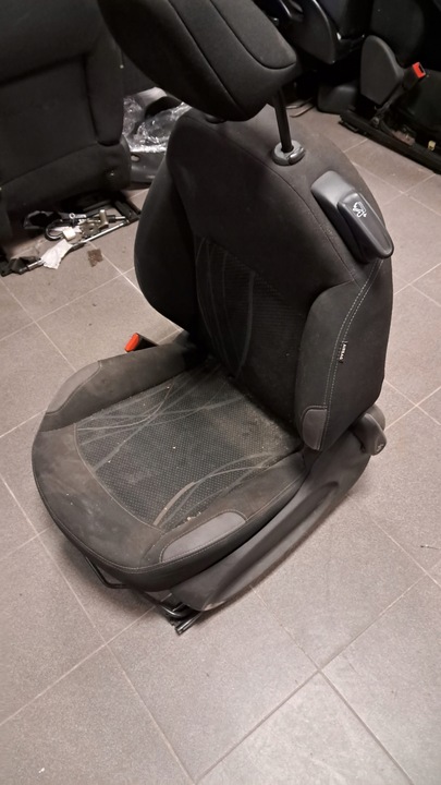 фото №9, Peugeot 208 3d сидіння водія лівий skłdany механізм справний