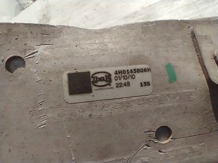 фото №14, Audi a8 d4 4h 4.2 tdi радиаторов интеркулер правая шланг 4h0145806h