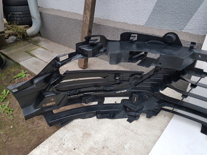 фото №8, Renault oem номер накладка решітка бампера перед renault espace v 622548143r
