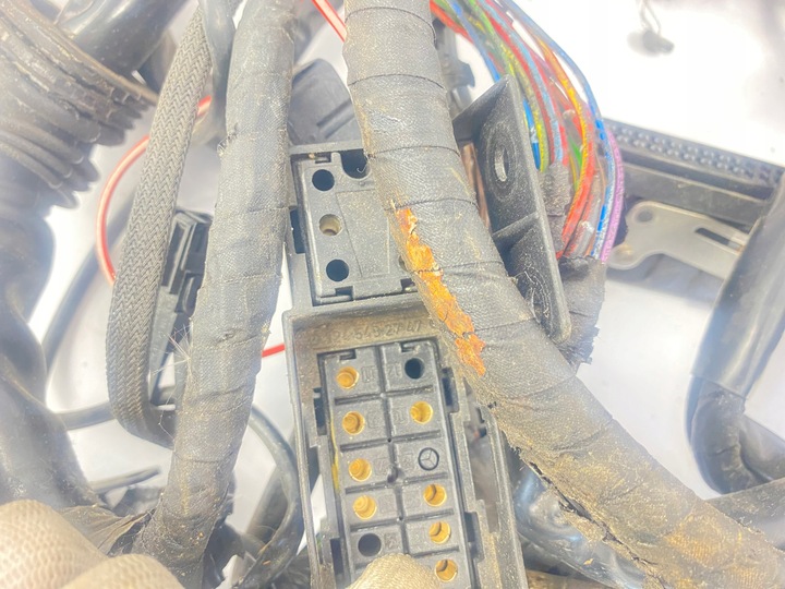 фото №10, Установка джгут контролера запобіжник mercedes w124 e280 e320 1244404105