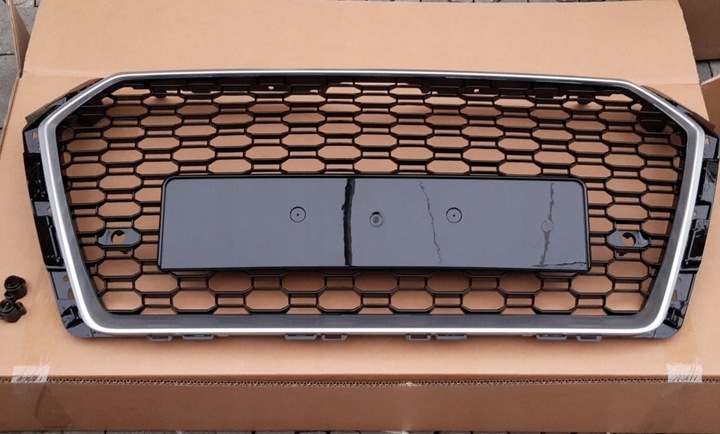 фото №1, Решітка радіатора хром rs4 стиль pdc audi a4 b9 2017-