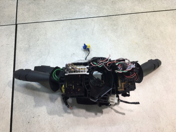 фото №8, Переключатель комбинированный laguna ii 8200012245 8200004642