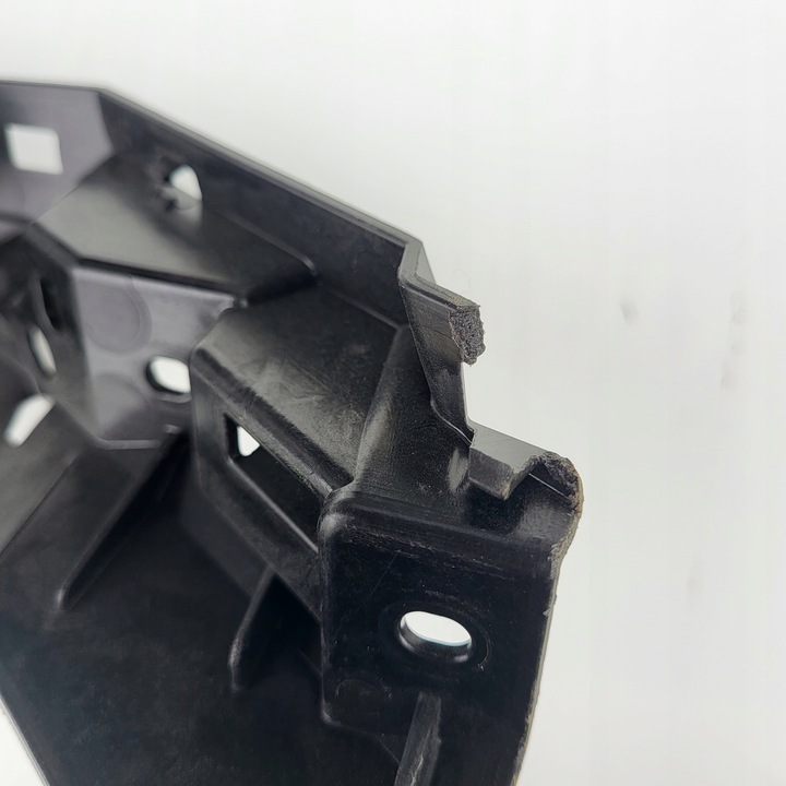 фото №15, Audi rs7 4k8807233d zmocnienie бампера перед