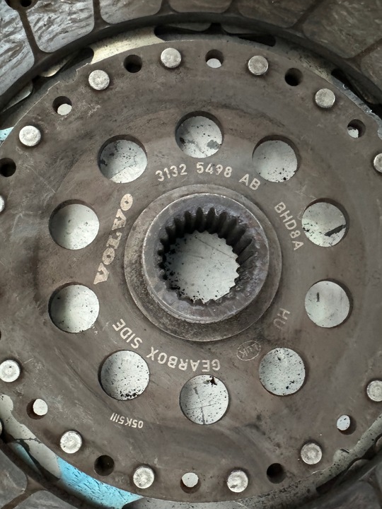 фото №6, Volvo v40 сцепление комплектные колесо двухмассовый диск прижим 2.0 d d4204t8