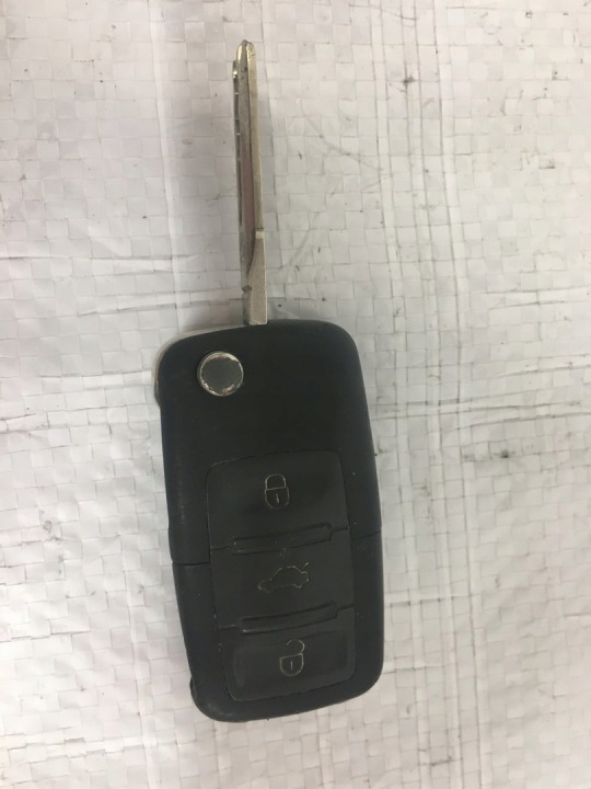 фото №6, Seat leon ii toledo iii ключ pilot 1k0959753g