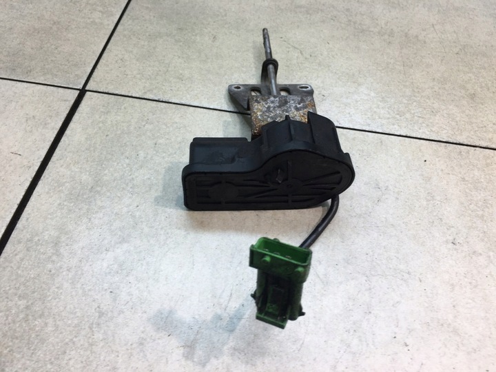 фото №5, Моторчик дворники лампы правый saab 9-5 i 0390206948