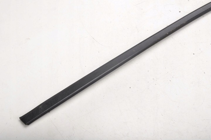 фото №7, Volvo s60 ii планка стёкла передний левая 30753985