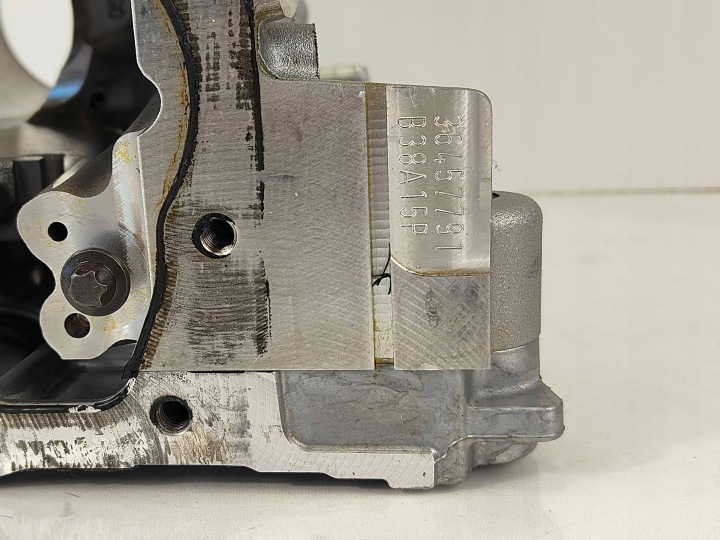 фото №15, Bmw 2 u06 x2 u10 x1 u11 f70 mini u25 1.5 b38 b38a15p блок  двигуна 1025311