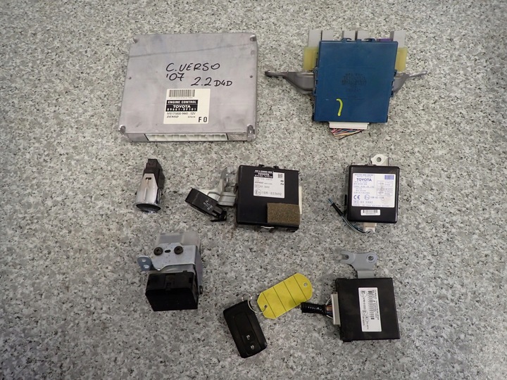 фото №1, Corolla verso 2.2d 05-09 набор стартовый компьютер keyless