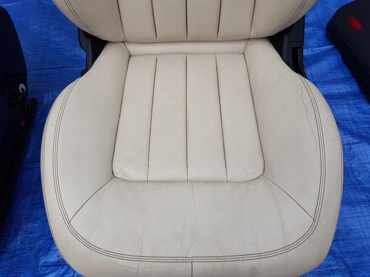 фото №10, Mercedes cls w218 sedan сиденья диван c218