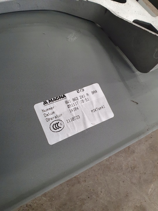 фото №8, Audi a4 b9 usa тунель середній підлокітник бардачок - oem запчастина"