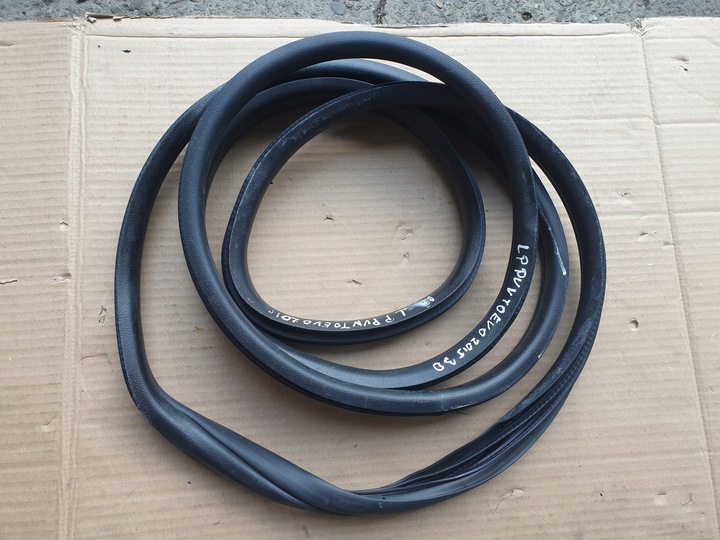 фото №1, Прокладка дверь передних fiat punto evo 2009- 3 d