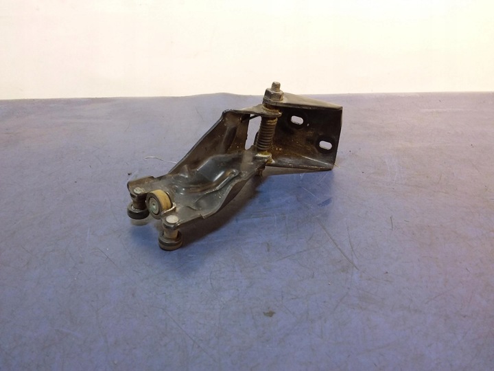 фото №1, Chrysler town country v направляющая дверь