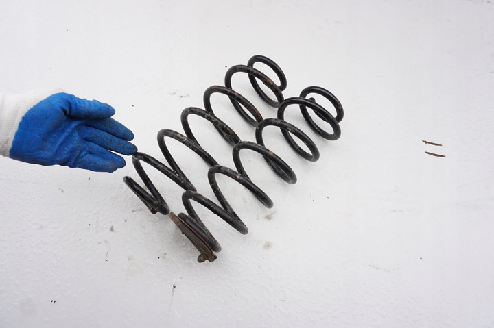 фото №1, Пружина пружини зад audi a3 8p 8p1 sportback