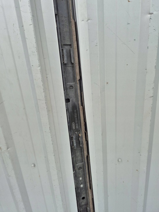 фото №8, Audi a4 b8 8k s-line порог правые накладка 8k0854932a