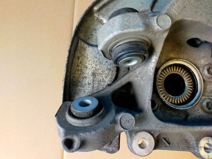 фото №8, Bmw 5 er g31 touring 2018 r 520d 140kw поворотна опора ступиця лівий зад 6866333