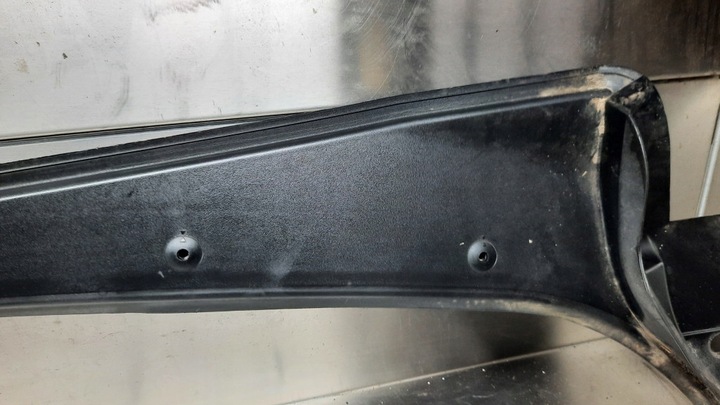 фото №8, Панель под лобовым стеклом 7027083 bmw e61 03-07r 2.0d