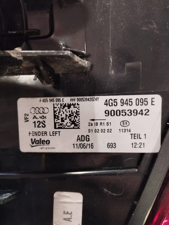 фото №12, Audi a6 c7 4g sedan рестайлинг лампы зад 4g5945096e 4g5945095e